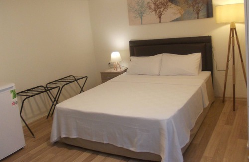 Marmaris City Center Maison | Home with Garden 2 Minutes Close to Beach