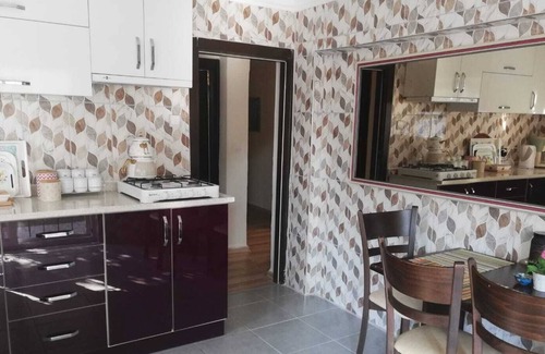 Marmaris City Center Maison | Home with Garden 2 Minutes Close to Beach