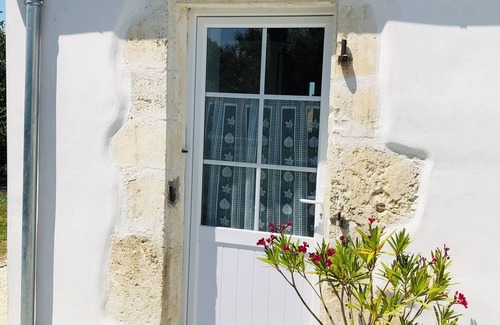 Marans Maison | Logement avec piscine, entre La Rochelle et le Marais Poitevin, pour 2 à 5 pers.