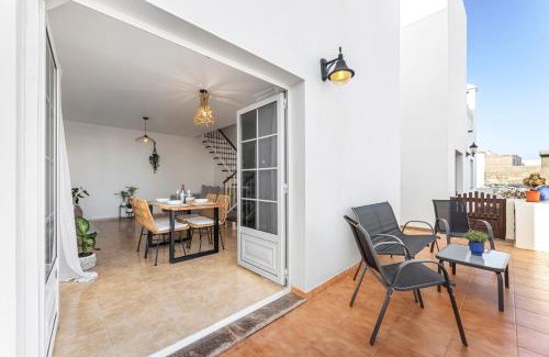 Orzola Appartement | Home2Book Delightful Órzola Duplex by the Coast