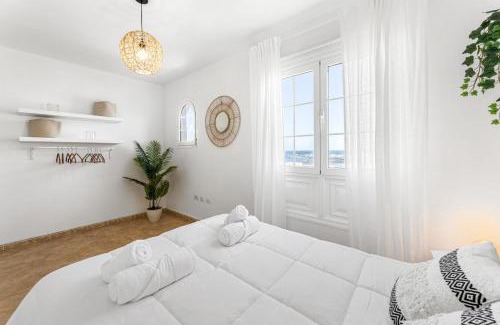 Orzola Appartement | Home2Book Delightful Órzola Duplex by the Coast