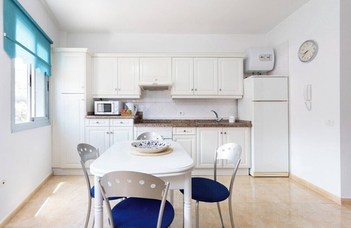 Los Sauces Appartement | Home2Book Sea Side Charco Azul Pool Apartment Wifi