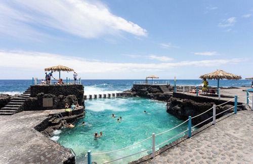 Los Sauces Appartement | Home2Book Sea Side Charco Azul Pool Apartment Wifi