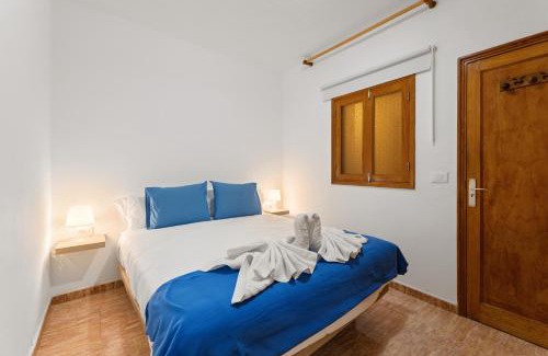 Orzola Appartement | Home2Book Relaxing Órzola Getaway with BBQ