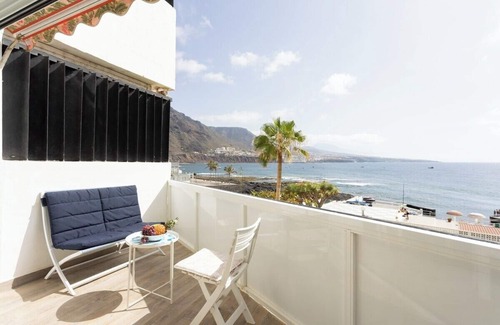 Punta del Hidalgo Appartement | Home2Book SeaFront Studio Punta del Hidalgo