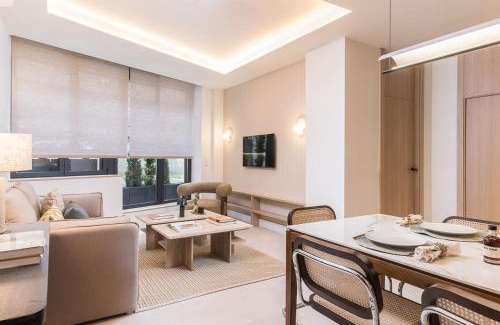 Hispanoamerica Appartement | Homeclub Tu Escapada Exclusiva en Bernabéu III