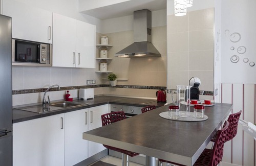 Bajamar Appartement | HomeForGuest APPARTEMENT AVEC VUE SUR LA MER, BARBECUE, PALESTRA, PALESTRA