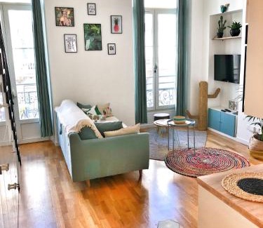 Centre Ville-Gare Appartement | Homelivia, Appart FRIDA, mezzanine, déco raffinée et balcon