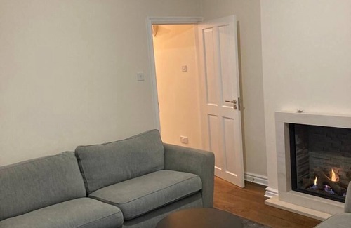 Seisdon Maison | Homely 3-bed house in Bham 15 min from City Centre