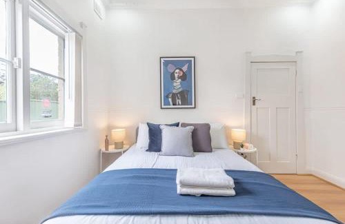 Eastwood Maison | Homely 4 Bdrms House in Eastwood Sleeps 11