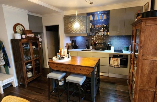 Redfern Appartement | Homely Apartment In Sought After Building