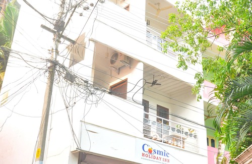 Kovalam Appartement | Ambiance chaleureuse d appartement entièrement meublé avec un personnel amical