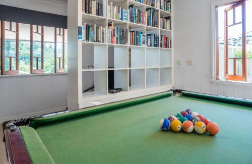 Bardon Maison | Homely Hideaway Bardon