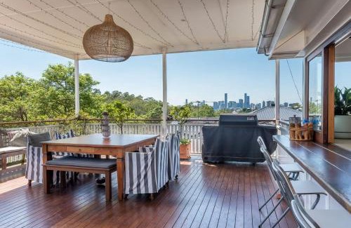 Bardon Maison | Homely Hideaway Bardon