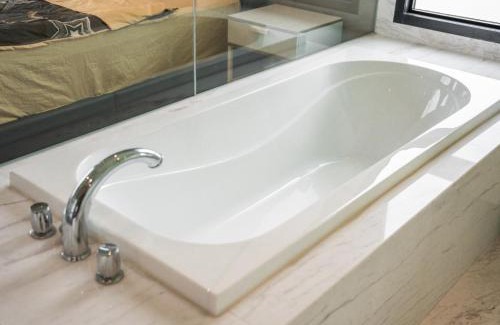 Masai Appartement | Homely Marina View 3BR Permas w Bathtub & Seaview Balcony Permas by Our Stay