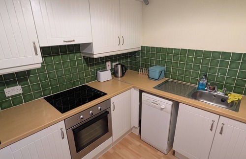 Chapelizod Appartement | Homely & Spacious 2BD Close to Phoenix Park & City