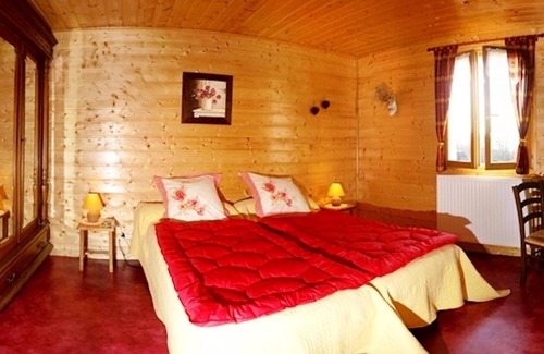 Verrieres-en-Forez Maison | Homerez - Amazing house for 4 ppl. with garden at Verrières-en-Forez