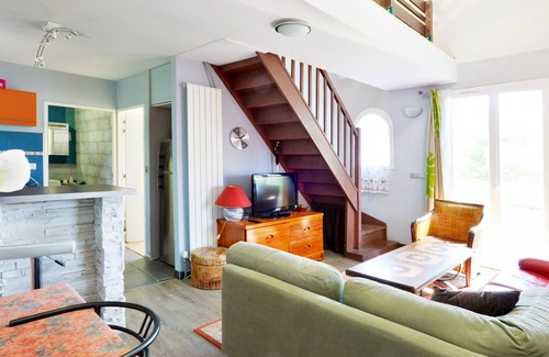 Ferolles-Attilly Maison | Homerez - Amazing house for 4 ppl. with garden and terrace at Férolles-Attilly