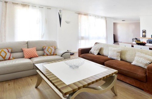 Ferolles-Attilly Maison | Homerez - Amazing house for 6 ppl. with garden and terrace at Férolles-Attilly