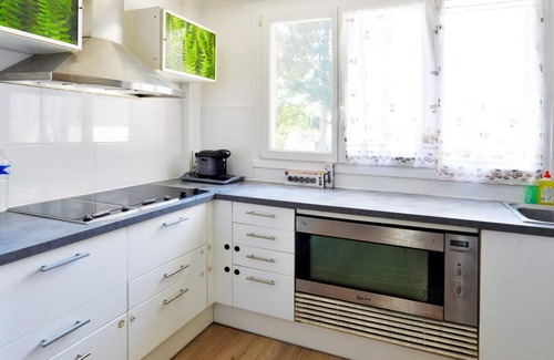 Ferolles-Attilly Maison | Homerez - Amazing house for 6 ppl. with garden and terrace at Férolles-Attilly