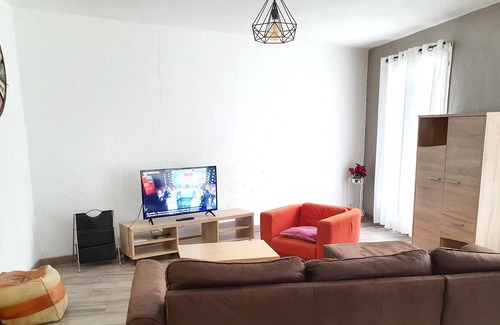 Moulin a Vent Appartement | Homerez - Appartement à 5 km de la plage pour 8 pers. avec balcon à Perpignan