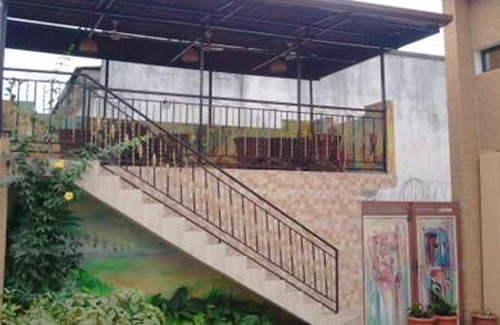 Kinshasa Appartement | Homerez - Appartement exceptionnel pour 6 pers. avec balcon à Kinshasa