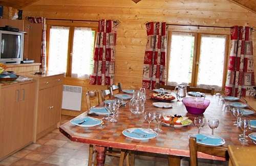 Cerniebaud Chalet De Ski | Homerez - Amazing chalet 12 km away from the slopes for 14 ppl. at Cerniébaud