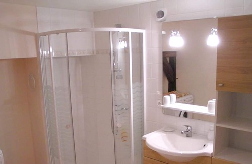 Braslou Maison | Homerez - Amazing house for 10 ppl. with terrace at Braslou