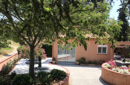 Rodes Maison | Homerez - Maison exceptionnelle pour 2 pers. avec terrasse à Rodes