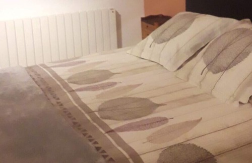 Simandre Appartement | Homerez - Amazing studio for 2 ppl. with terrace and balcony at Simandre