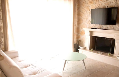 Tragaki Villa | Homerez - Amazing villa 2 km away from the beach for 6 ppl. with swimming-pool