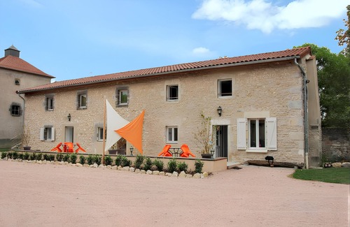 Saint-Genes-du-Retz Appartement | Homerez - Apartment in Saint-Gènes-du-Retz