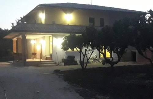 Castelforte Appartement | Homerez - Appartement à Latina avec piscine