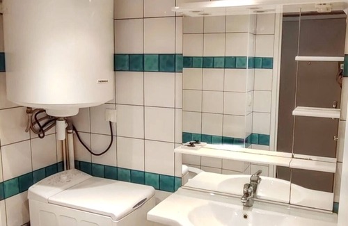 Levallois-Perret Appartement | Homerez - Apartment in Levallois-Perret