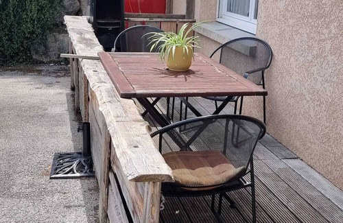 Saint-Point-Lac Appartement | Homerez - Apartment in Saint-Point-Lac