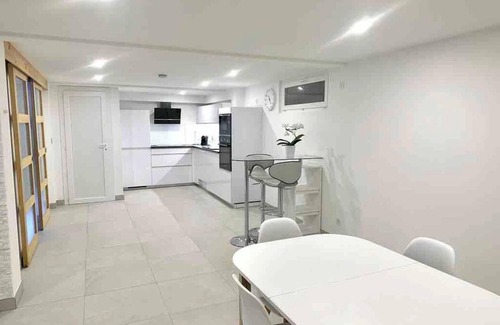 Excenevex Appartement | Homerez - Apartment by the lake in Excenevex