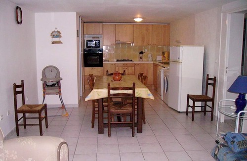 Breuillet Appartement | Homerez - Appartement à Breuillet