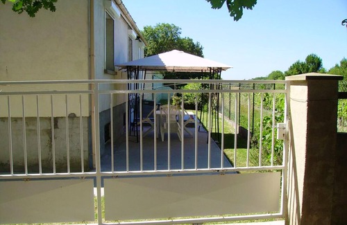 Breuillet Appartement | Homerez - Appartement à Breuillet