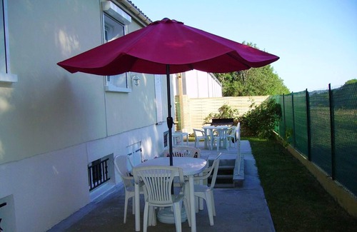 Breuillet Appartement | Homerez - Appartement à Breuillet