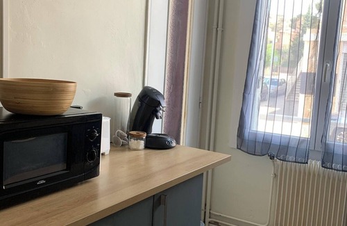 Vitrolles Appartement | Homerez - Appartement à Vitrolles