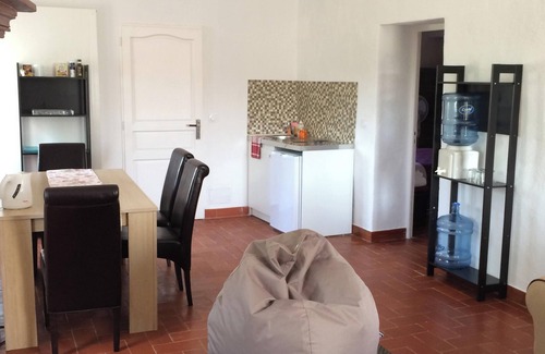 Montauriol Appartement | Homerez - Apartamento en Montauriol