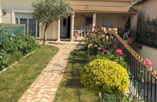 Sannois Appartement | Homerez - Apartment in Sannois