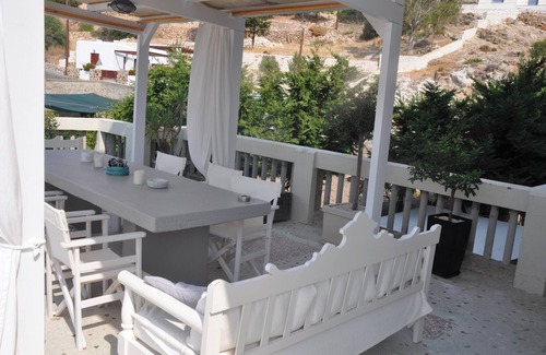 Psathi Appartement | Homerez - Apartment with sea view in Psathi - 90 m² - Comfort