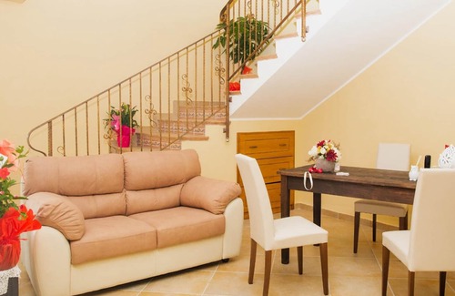 Castelforte Appartement | Homerez - Appartement à 10 km de la plage pour 4 pers. avec balcon à Castelforte
