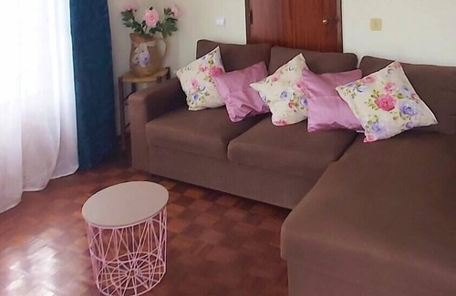 Tomar Appartement | Homerez - Appartement pour 6 pers. avec piscine et jardin à Praia do Ribatejo