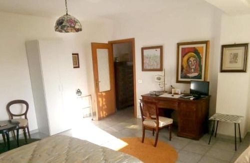 Vibo Valentia Appartement | Homerez - Superbe appartement à 13 km de la plage pour 3 pers. à Vibo Valentia