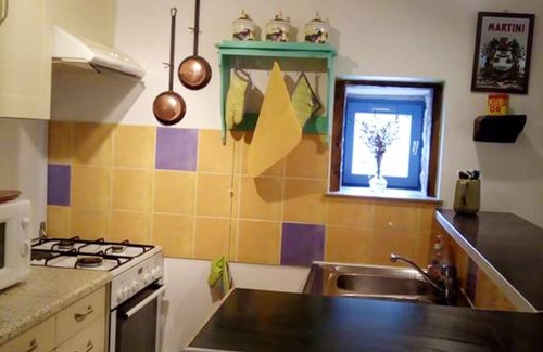 Hirel Appartement | Homerez - Joli appartement à 10 km de la plage pour 4 pers. avec jardin à Hirel