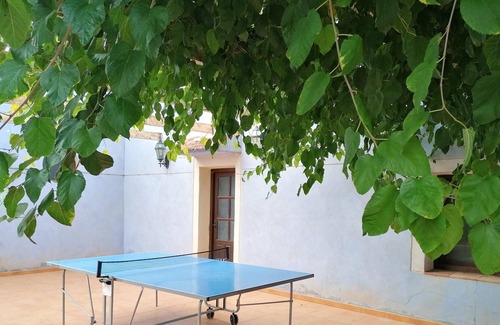 Caravaca de la Cruz Appartement | Homerez - Appartement pour 2 pers. avec piscine partagée et jacuzzi à Noguericas
