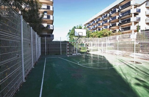 La Pineda Appartement | Homerez - Apt. near Platja de la Pineda