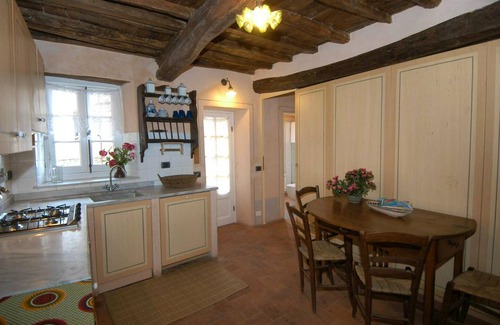 Caste Maison | Homerez - Beautiful house for 5 ppl. with terrace at Riccò del Golfo